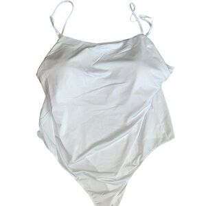 Heyson White Sleeveless Bodysuit